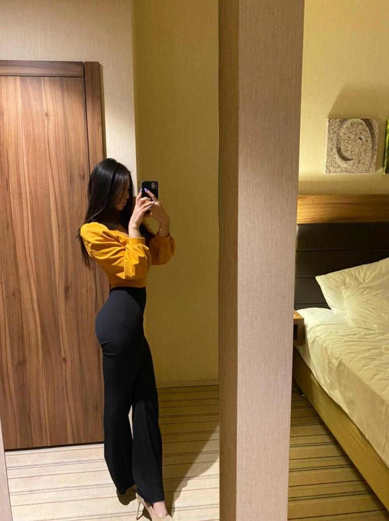 Эскортница Мадина